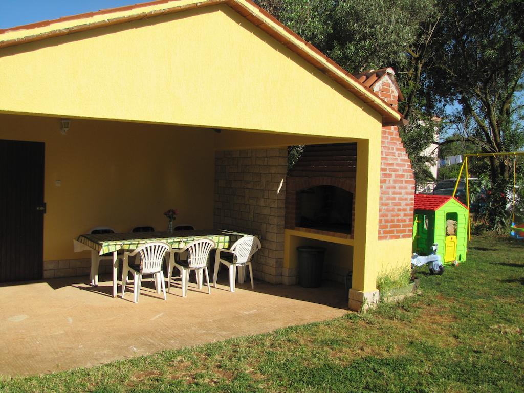 Apartments Maria Pula Exterior foto